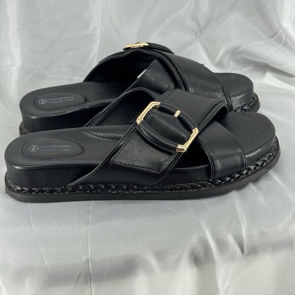 Giani Bernini Women's Geralynn Memory Foam Crisscross Buckle Footbed Sandals  7 - Picture 1 of 6